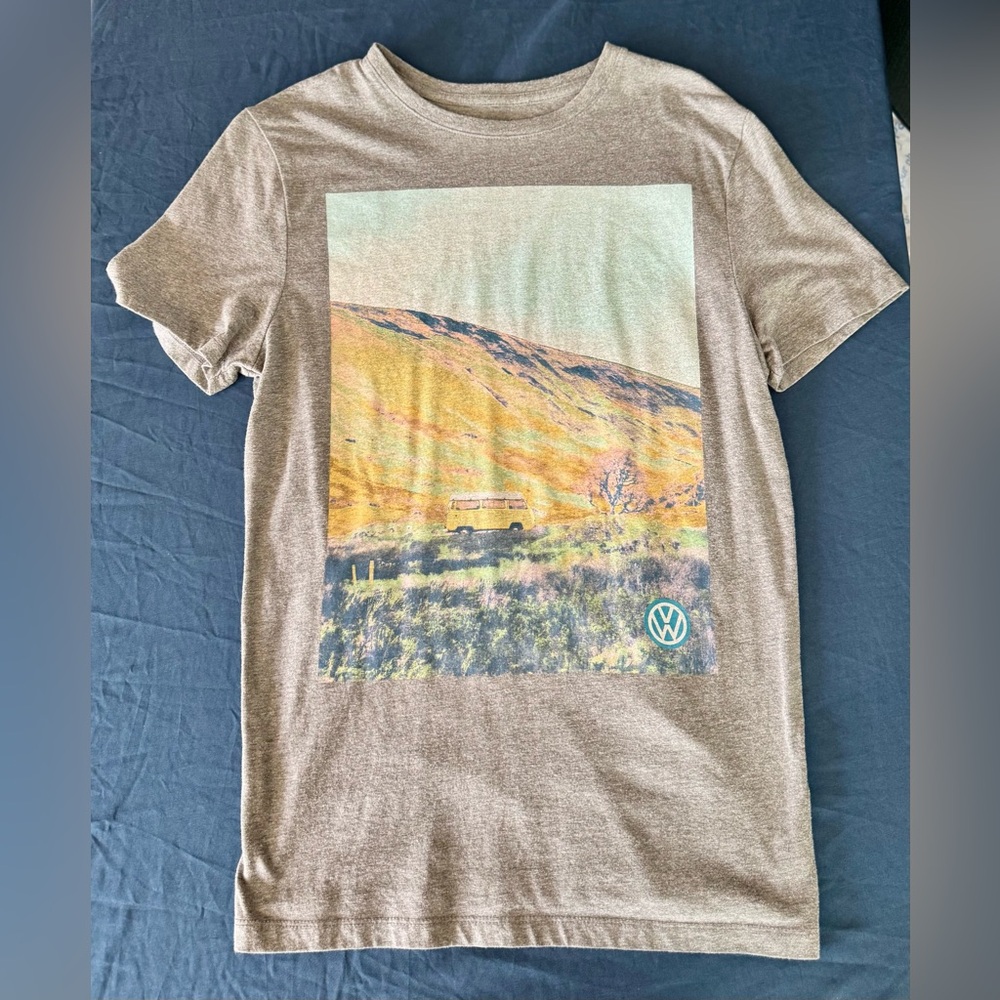 🥸Goodfellow & Co Gray and Gold Short Sleeve Tee